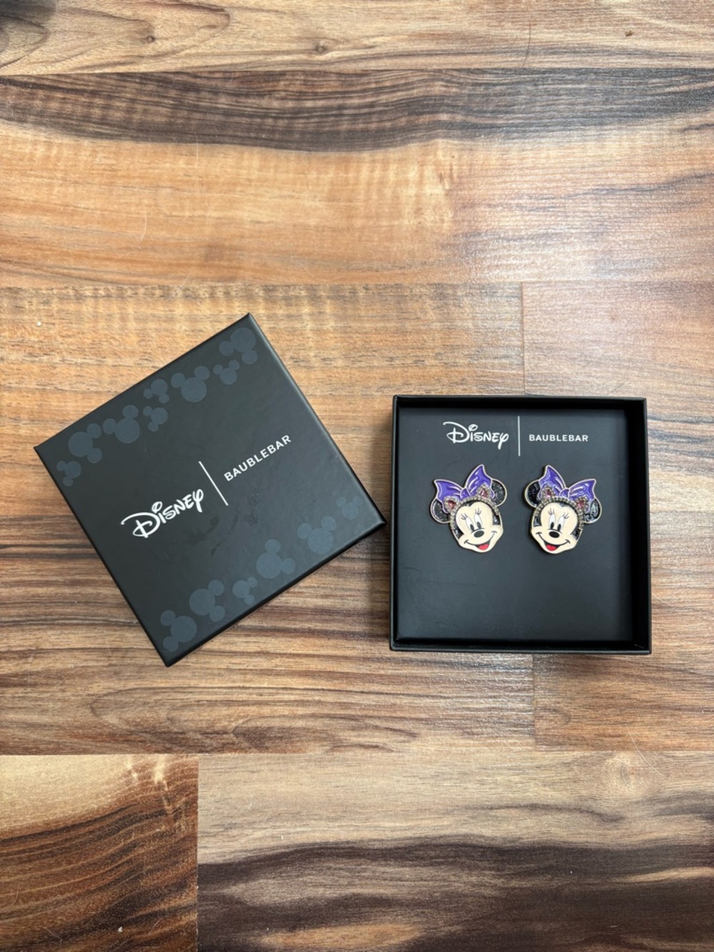 Disney x BaubleBar Minnie Mouse Halloween stud earrings NEW